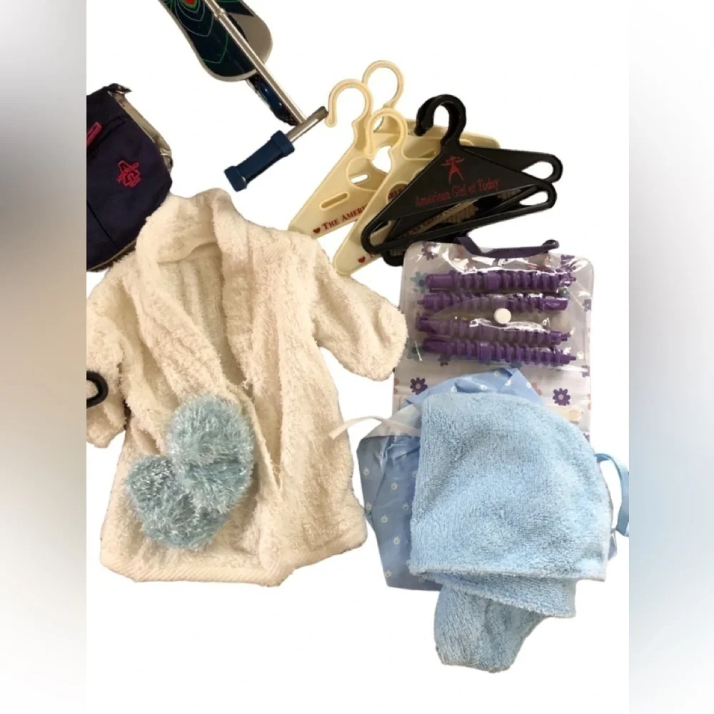American Girl Doll 16PC Lot Scooter Beauty Robe Slippers Hangers Travel Bag Plus